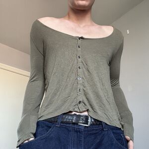 Cute American Eagle Slouchy Olive Green Button Up Off Shoulder Top Sz S